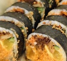 Egg Yolk and Pork Floss Seaweed Rice Roll