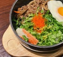 Beef and鱼子拌饭
