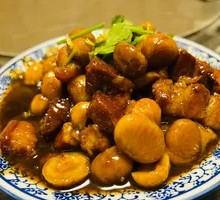 Braised Pork with Chestnuts