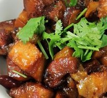 Braised Pork with Chestnuts