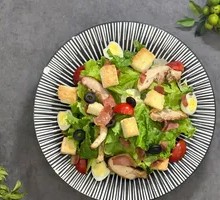 Caesar Chicken Salad