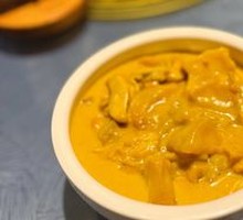 Thai Classic Yellow Curry Chicken