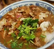 Braised Pork and Steamed Bun