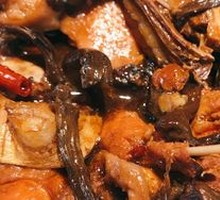 Chicken Stewed with Mushrooms