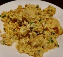 Scrambled Eggs with Green Onions