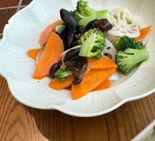 Seasonal Garden Vegetables