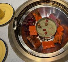 Spicy Double-Flavor Hot Pot with Herbs