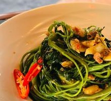 Stir-Fried Water Spinach with Three-Baba Sauce