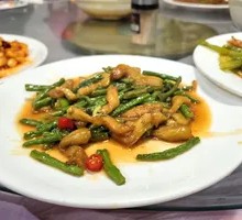 Stir-fried long beans with eggplant