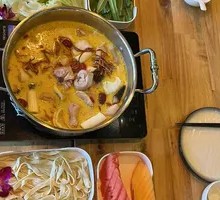 Tanzhe Mountain Chicken Stew Pot