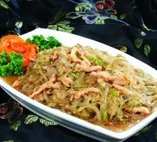 Sour Cabbage and Pork Stir-Fried Noodles