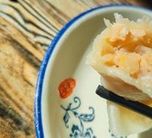 Sour Cabbage and Pork Crust Steamed Dumplings