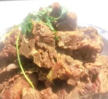 Sauce-Braised Bone Pot