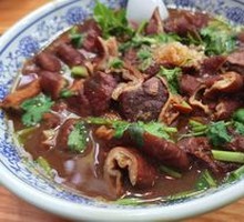 Braised Pork and Steamed Bun