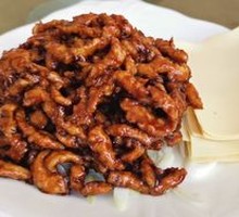 Beijing-style Shredded Pork in Soy Sauce