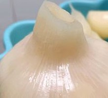 Sweet Pickled Garlic