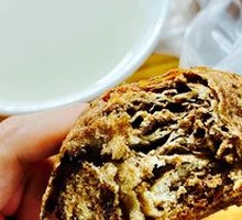Sugar-fired baked bun