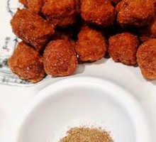 Crispy Fried Meatballs