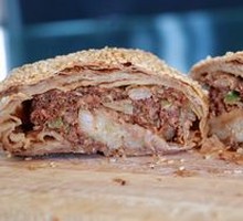 Beef-filled Flatbread