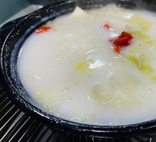 Braised Cabbage and Tofu in Clay Pot