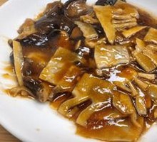 Braised Bamboo Shoots and Mushrooms