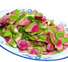 Spiced Radish Peel Salad