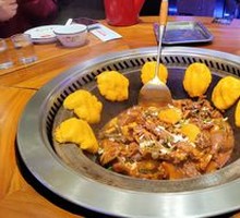 Stewed Goose in Iron Pot