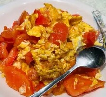 Tomato and Egg Stir-Fry