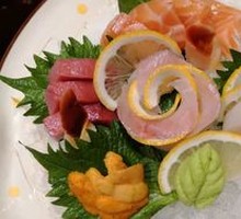 Salmon Sashimi