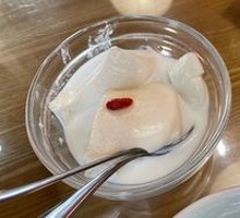 Soft Almond Tofu