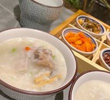 Five-Finger Mulberry Pork Rib Porridge