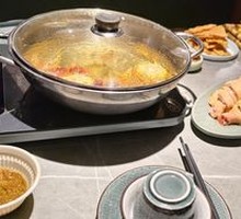 Five-Fingered Peach Soup Base