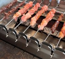 Grilled Lamb Skewers Even Outdoors