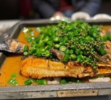Garlic-Flavored Grilled Fish