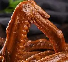 Braised Duck Wings in Spiced Sauce