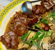 Fish Head with Pig Trotter and Fried Dough Stick