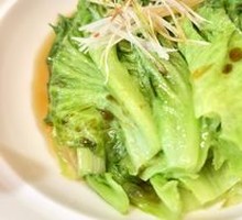 Boiled lettuce