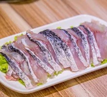 Black fish slices