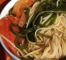 Seaweed Braised Pork Noodles