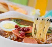 Spicy Clam Rice Noodles