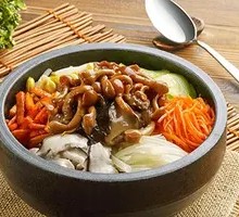 Mixed Mushroom Stone Pot Rice