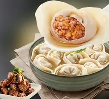 Crab Roe and Pork Dumplings in Hot Soup