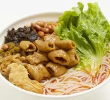 Fatty Intestine Snail Noodles