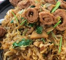 Sizzling Intestines with Sour Cabbage