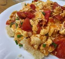 Crunchy Rice Cake with Local Eggs