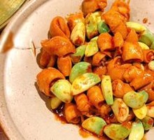 Pickled Garlic with Pig Intestines