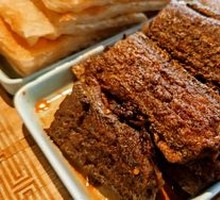 Crispy pancakes with hairtail fish