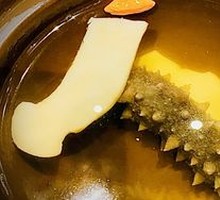 Chicken Bean Flower with Live Sea Cucumber Stew
