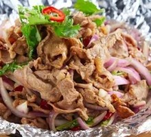 Sizzling Hand-Cut Cumin Lamb