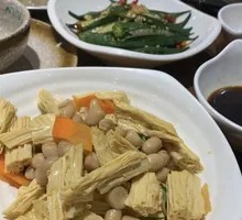 Fermented Bamboo Shoots with Peanut